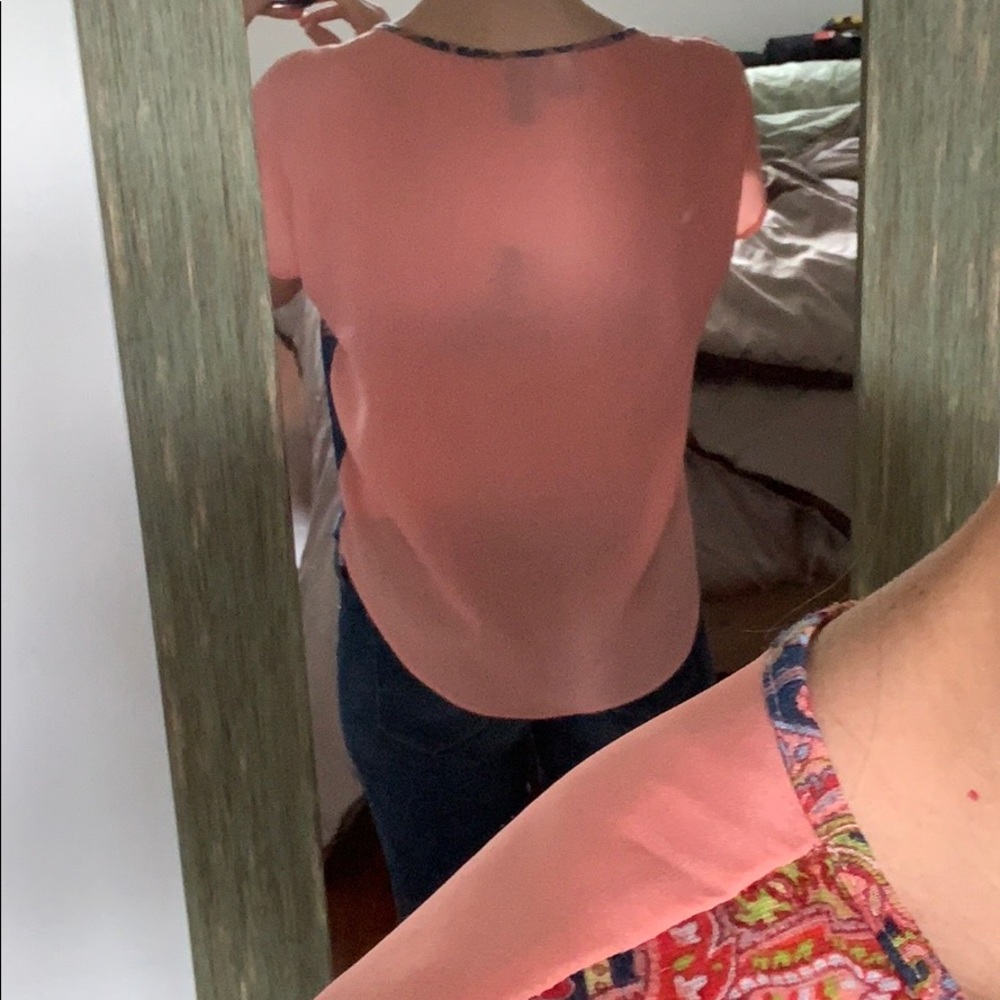 Pattern front solid back - Picture 2 of 4